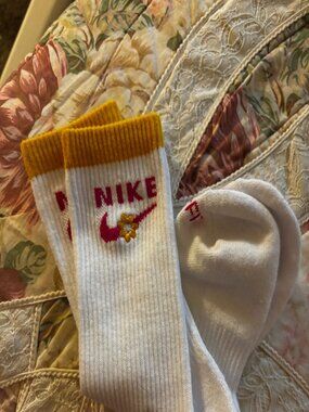 Nike Floral Socks – One Pair